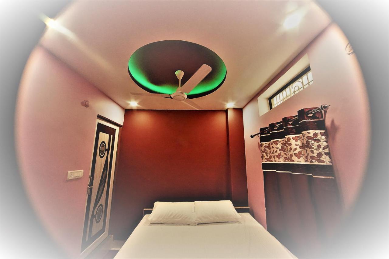 Maa Durga Inn Varanasi Exterior foto