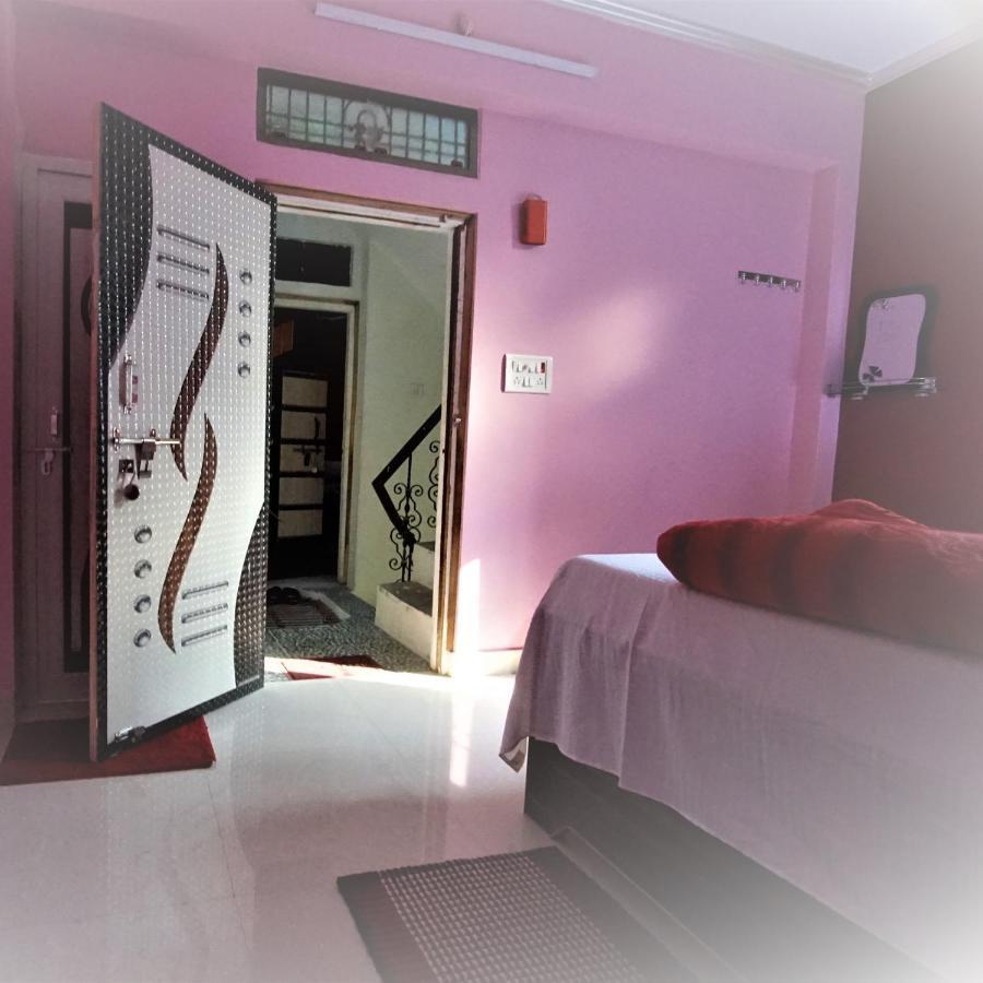 Maa Durga Inn Varanasi Exterior foto